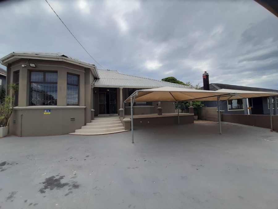 Commercial Property for Sale in Southernwood Eastern Cape